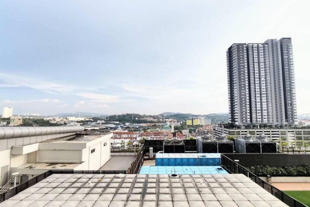 Rz Studio @ Evo Soho - Netflix Wifi Apartment Kampong Sungai Ramal Dalam ภายนอก รูปภาพ