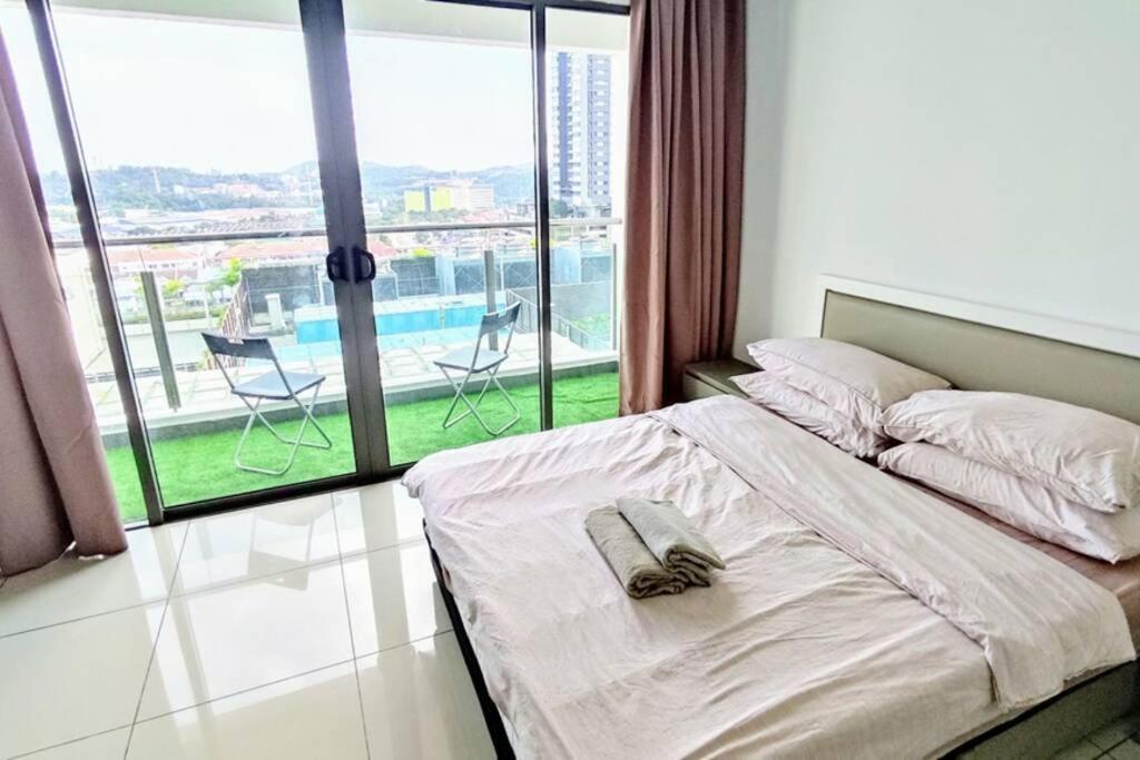 Rz Studio @ Evo Soho - Netflix Wifi Apartment Kampong Sungai Ramal Dalam ภายนอก รูปภาพ